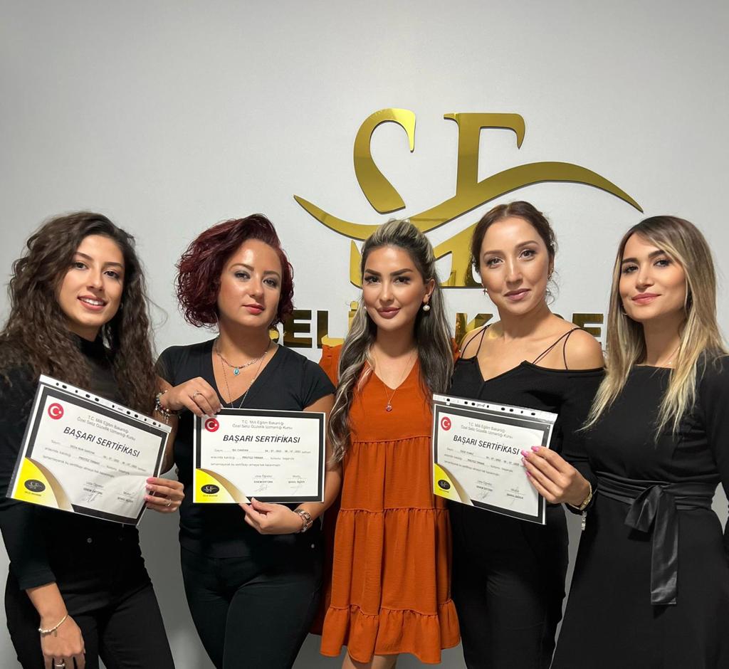 Seliz Akademiz Güzellik Kursu